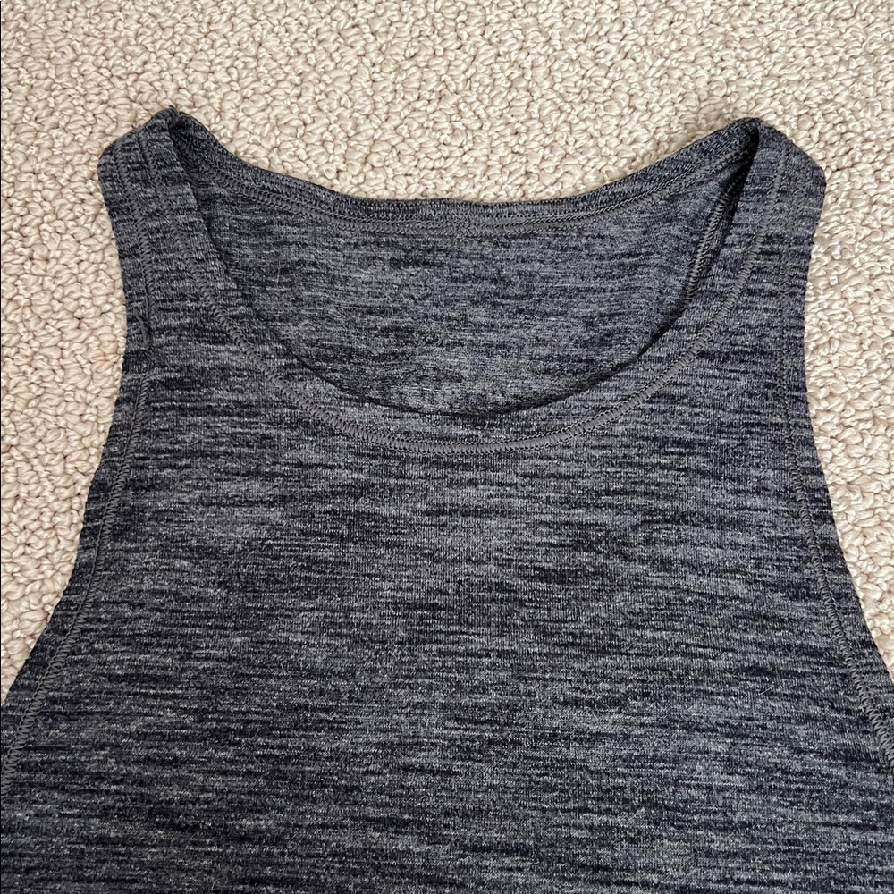 Lululemon Muscle Tank - Picture 3 of 5